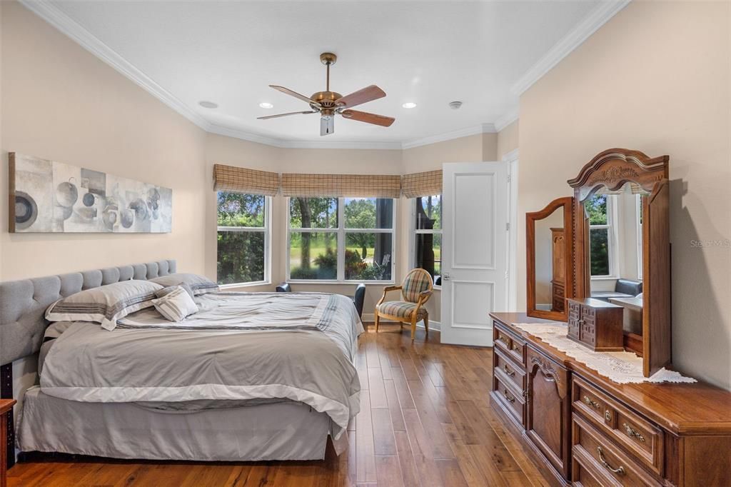 For Sale: $684,900 (3 beds, 2 baths, 2648 Square Feet)