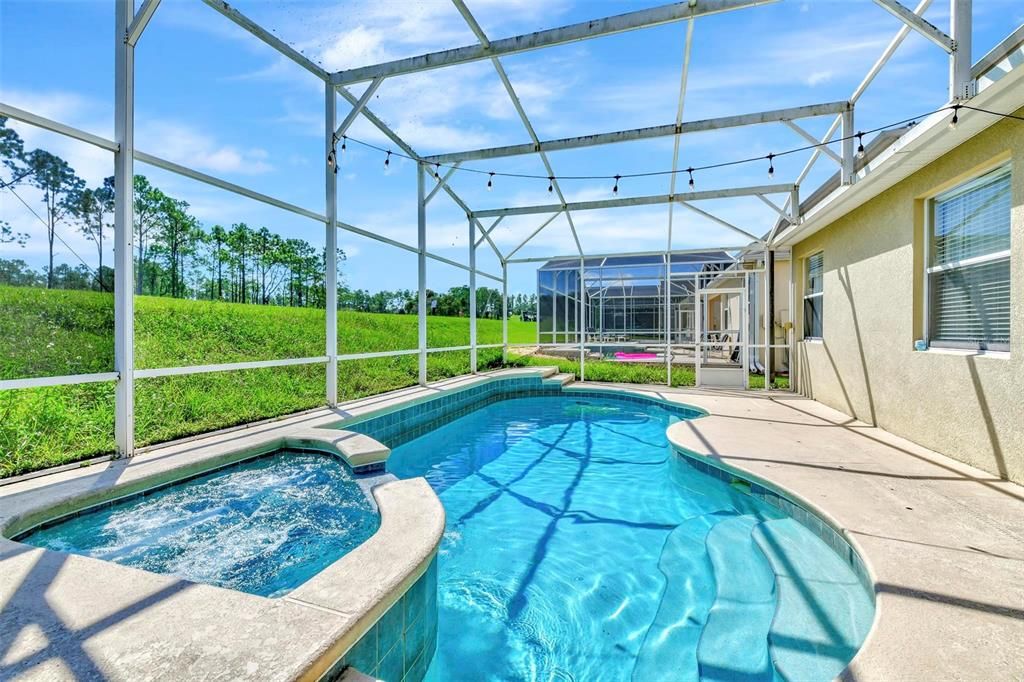 合同活跃: $3,500 (5 贝兹, 3 浴室, 2949 平方英尺)