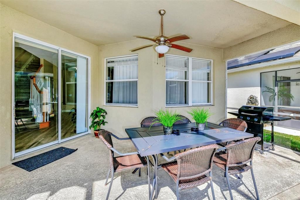 合同活跃: $3,500 (5 贝兹, 3 浴室, 2949 平方英尺)