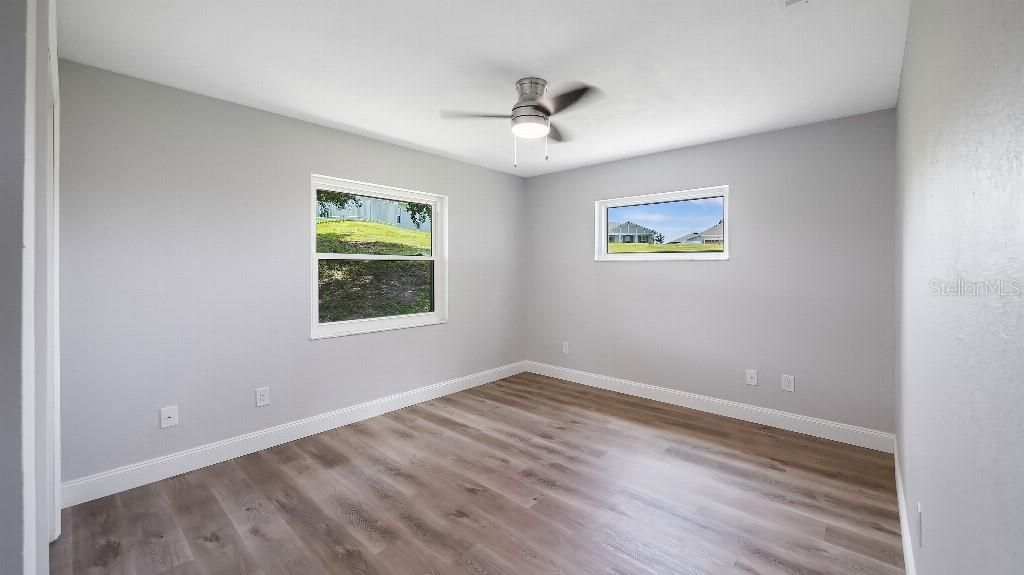 待售: $570,000 (4 贝兹, 3 浴室, 2586 平方英尺)