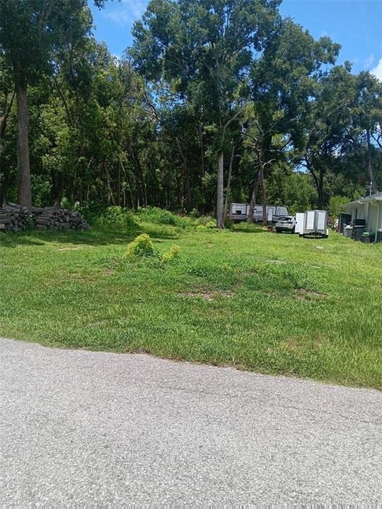 На продажу: $45,000 (0.33 acres)