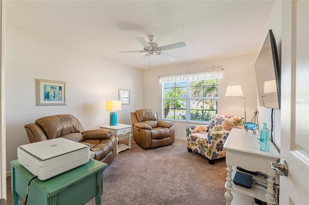 Active With Contract: $339,900 (3 beds, 2 baths, 1392 Square Feet)