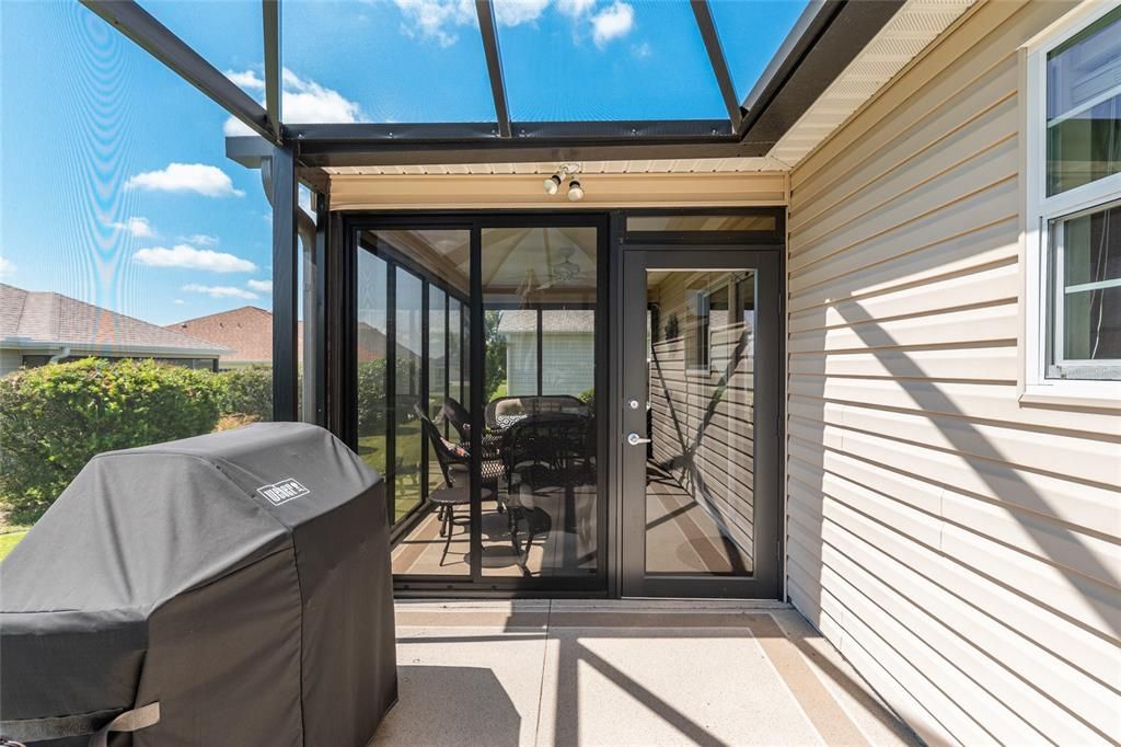 Active With Contract: $339,900 (3 beds, 2 baths, 1392 Square Feet)