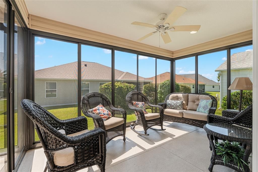Active With Contract: $339,900 (3 beds, 2 baths, 1392 Square Feet)