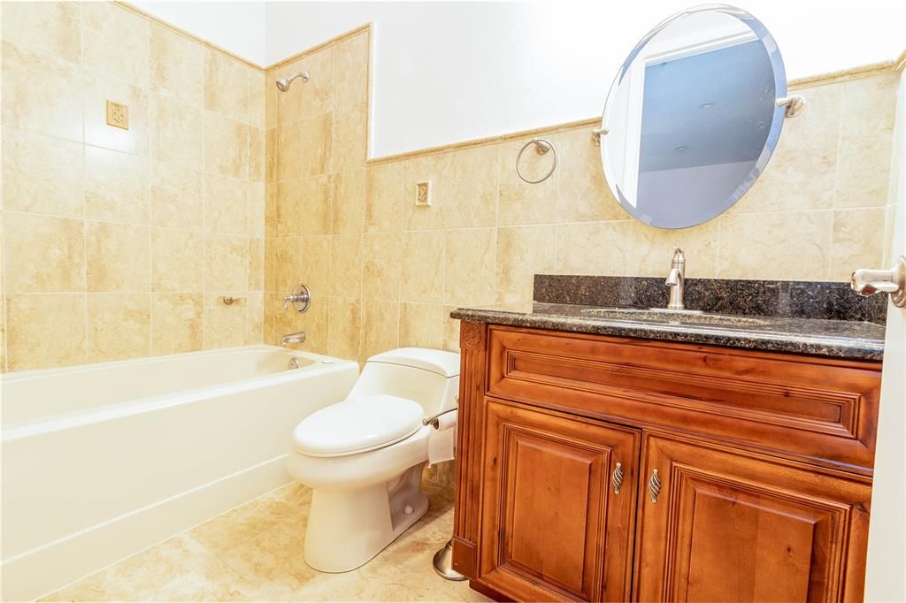 Active With Contract: $725,000 (4 beds, 4 baths, 4370 Square Feet)