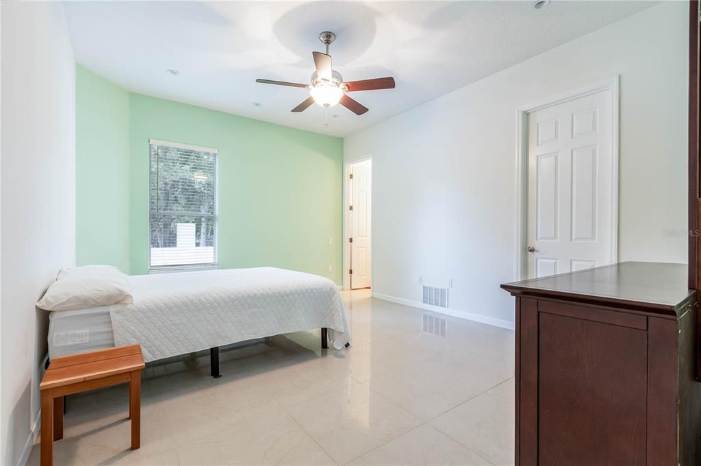 Active With Contract: $725,000 (4 beds, 4 baths, 4370 Square Feet)