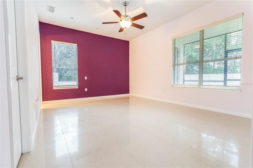 Active With Contract: $725,000 (4 beds, 4 baths, 4370 Square Feet)