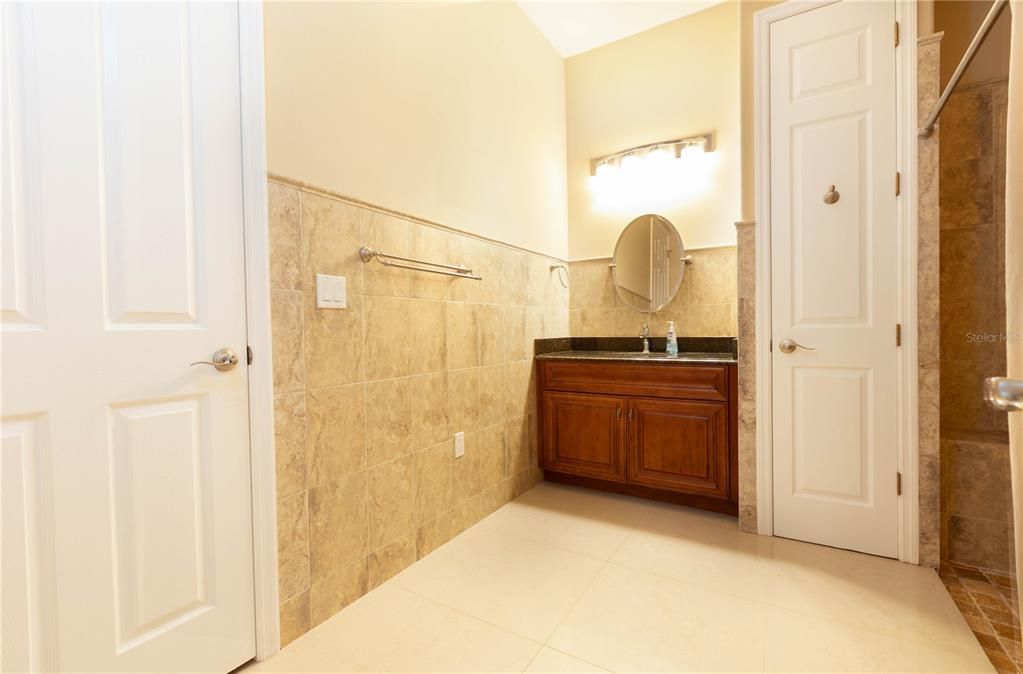 Active With Contract: $725,000 (4 beds, 4 baths, 4370 Square Feet)