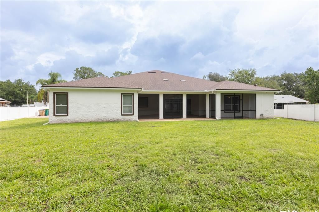 Active With Contract: $725,000 (4 beds, 4 baths, 4370 Square Feet)