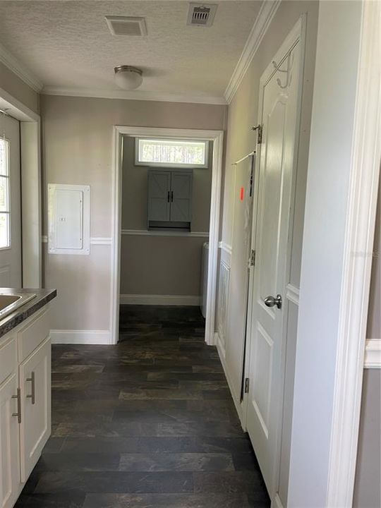 En Venta: $359,900 (3 camas, 2 baños, 1891 Pies cuadrados)