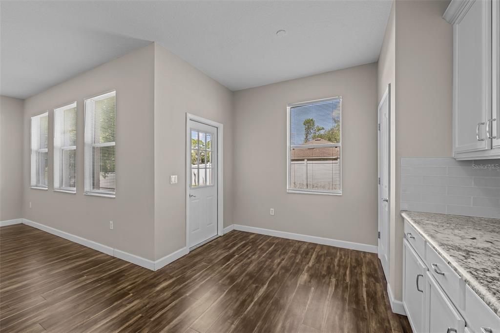 For Sale: $399,000 (3 beds, 2 baths, 1977 Square Feet)