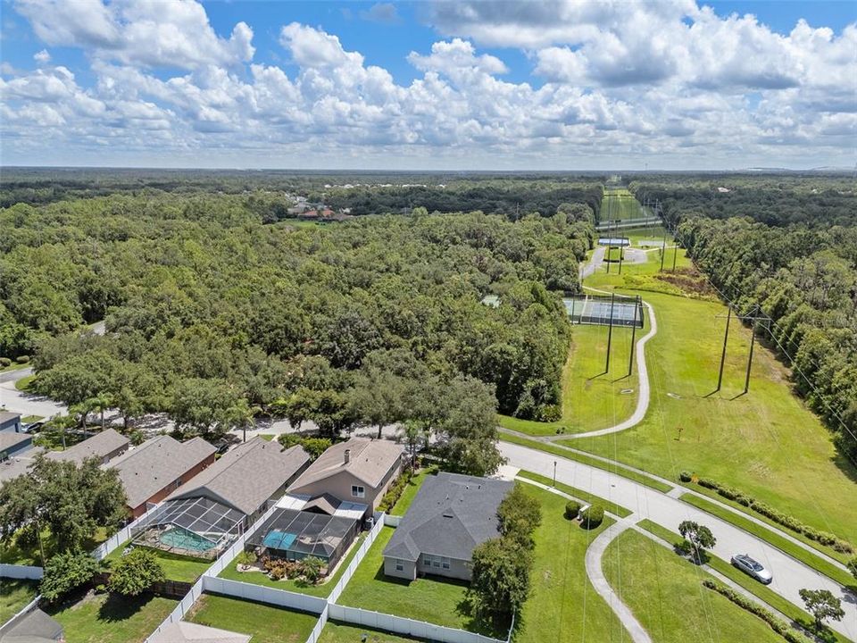 For Sale: $399,000 (3 beds, 2 baths, 1977 Square Feet)