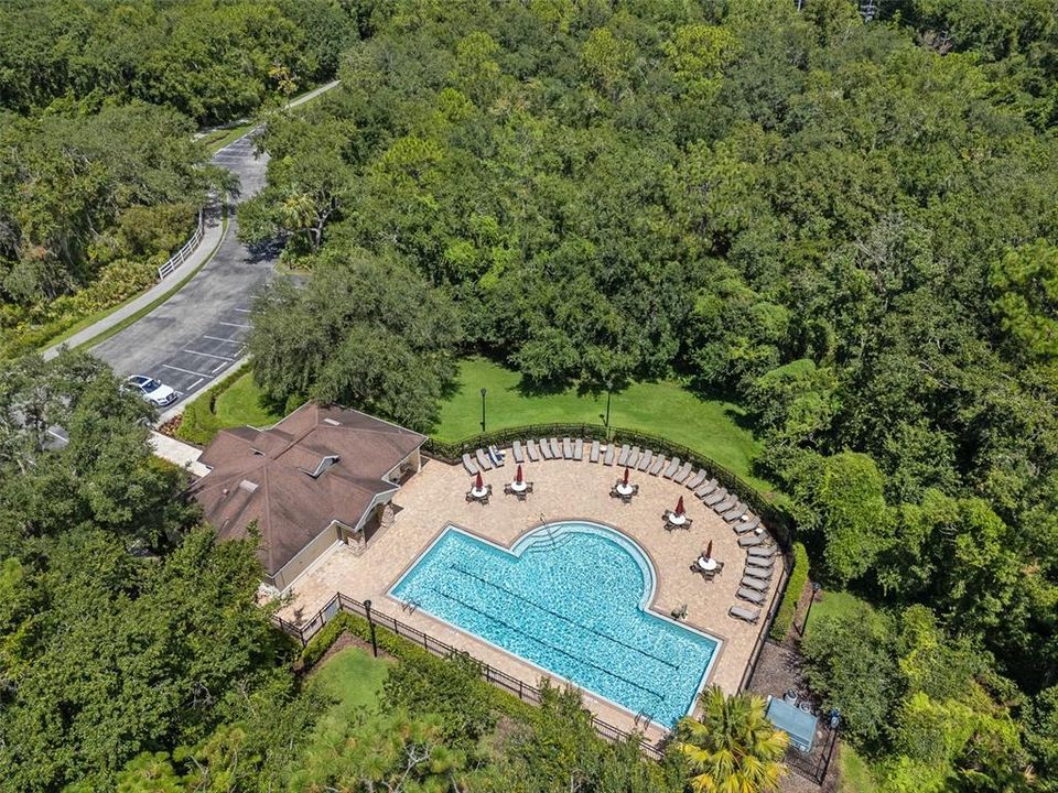 For Sale: $399,000 (3 beds, 2 baths, 1977 Square Feet)