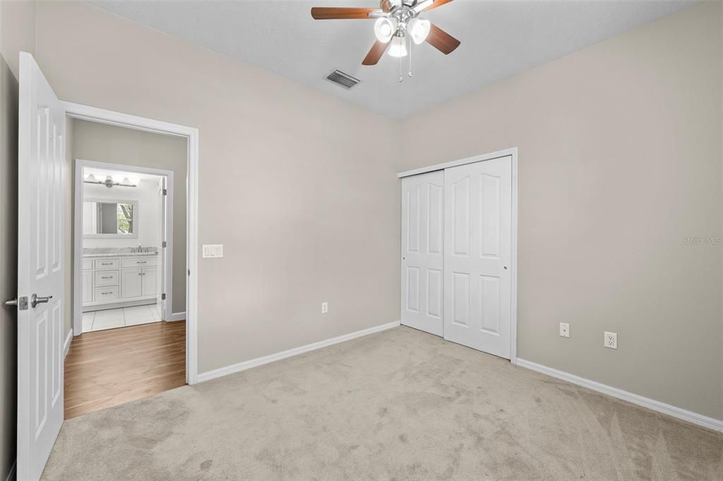 For Sale: $399,000 (3 beds, 2 baths, 1977 Square Feet)