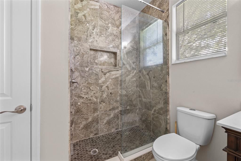 For Sale: $399,000 (3 beds, 2 baths, 1977 Square Feet)