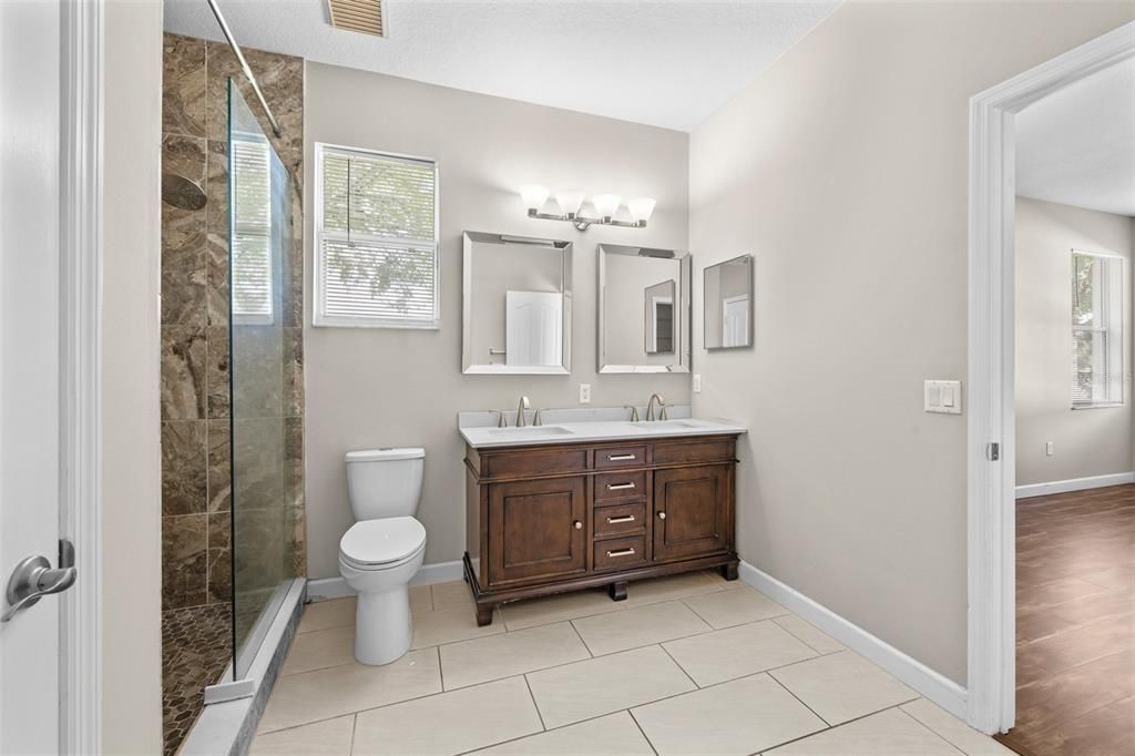 For Sale: $399,000 (3 beds, 2 baths, 1977 Square Feet)