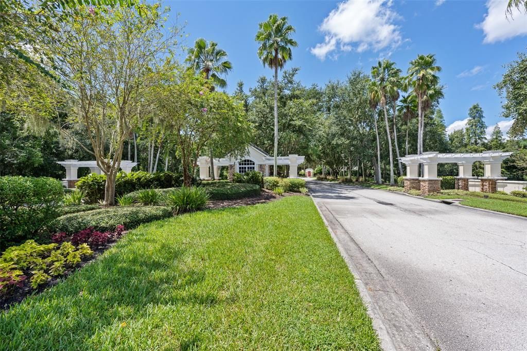 For Sale: $399,000 (3 beds, 2 baths, 1977 Square Feet)