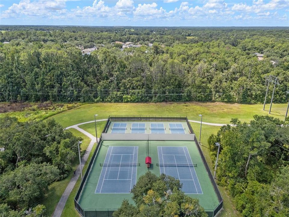 For Sale: $399,000 (3 beds, 2 baths, 1977 Square Feet)