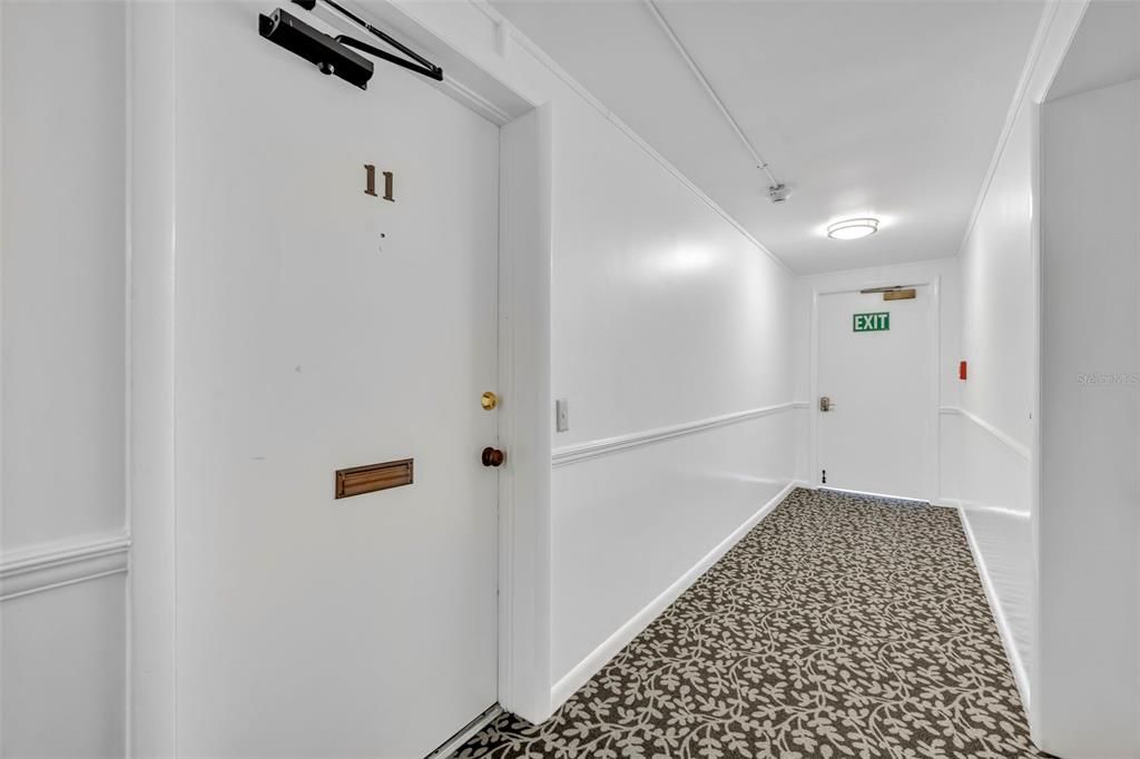 待售: $329,900 (1 贝兹, 1 浴室, 570 平方英尺)