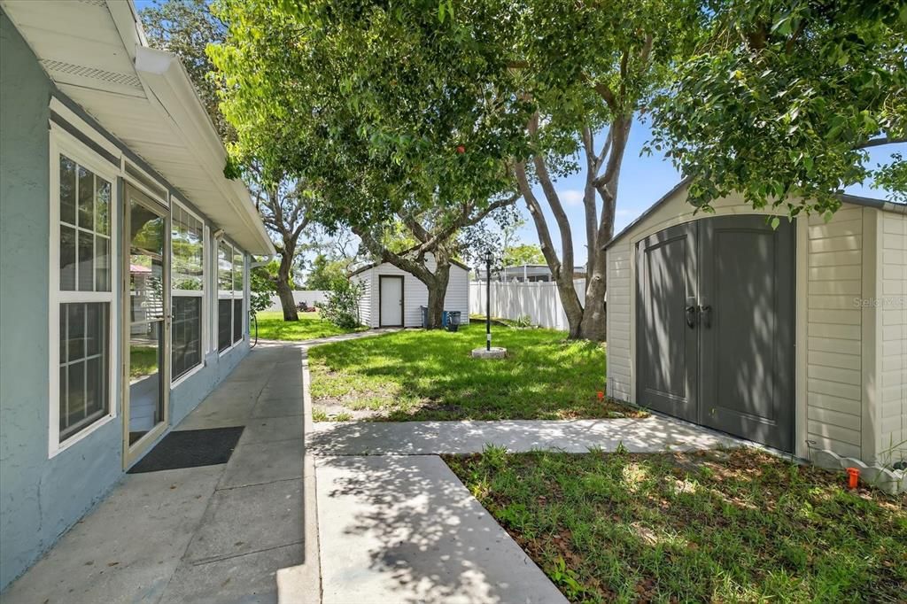 Под контрактом: $270,000 (3 спален, 2 ванн, 1222 Квадратных фут)