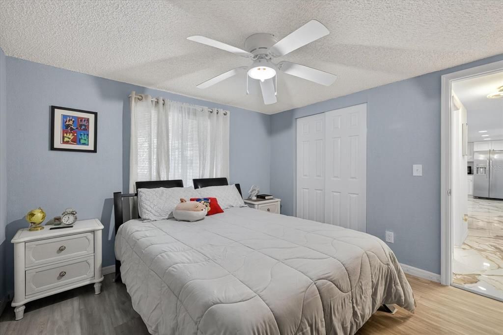 Под контрактом: $270,000 (3 спален, 2 ванн, 1222 Квадратных фут)