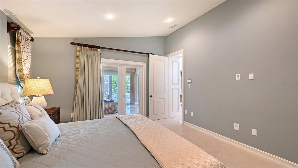 For Sale: $2,475,000 (4 beds, 4 baths, 2902 Square Feet)