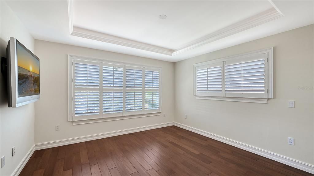 For Sale: $2,475,000 (4 beds, 4 baths, 2902 Square Feet)