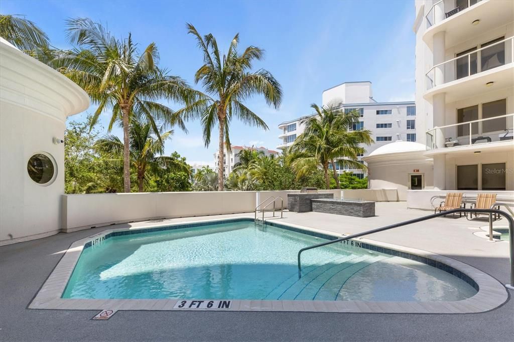 For Sale: $1,795,000 (4 beds, 3 baths, 3000 Square Feet)