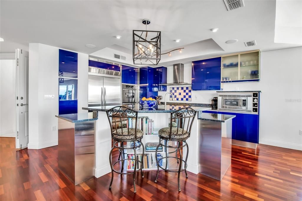 For Sale: $1,795,000 (4 beds, 3 baths, 3000 Square Feet)