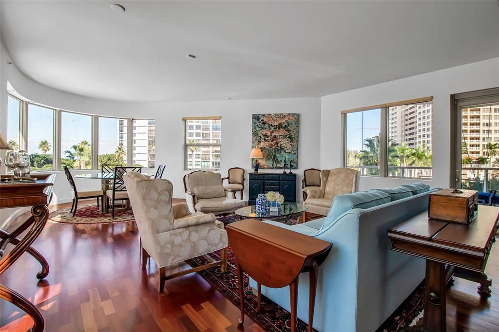 For Sale: $1,795,000 (4 beds, 3 baths, 3000 Square Feet)