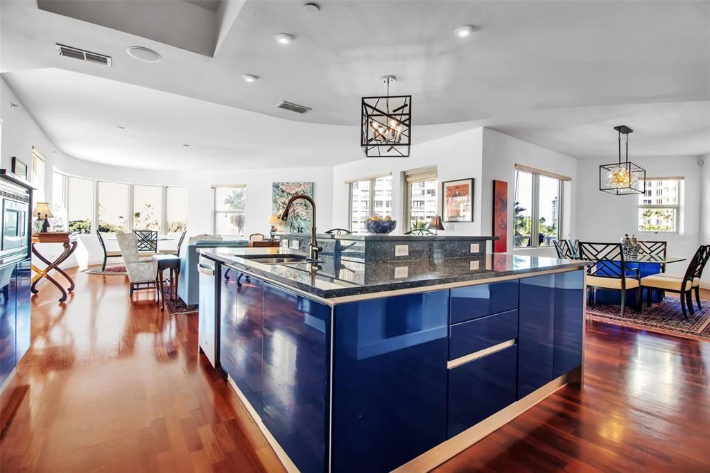 For Sale: $1,795,000 (4 beds, 3 baths, 3000 Square Feet)