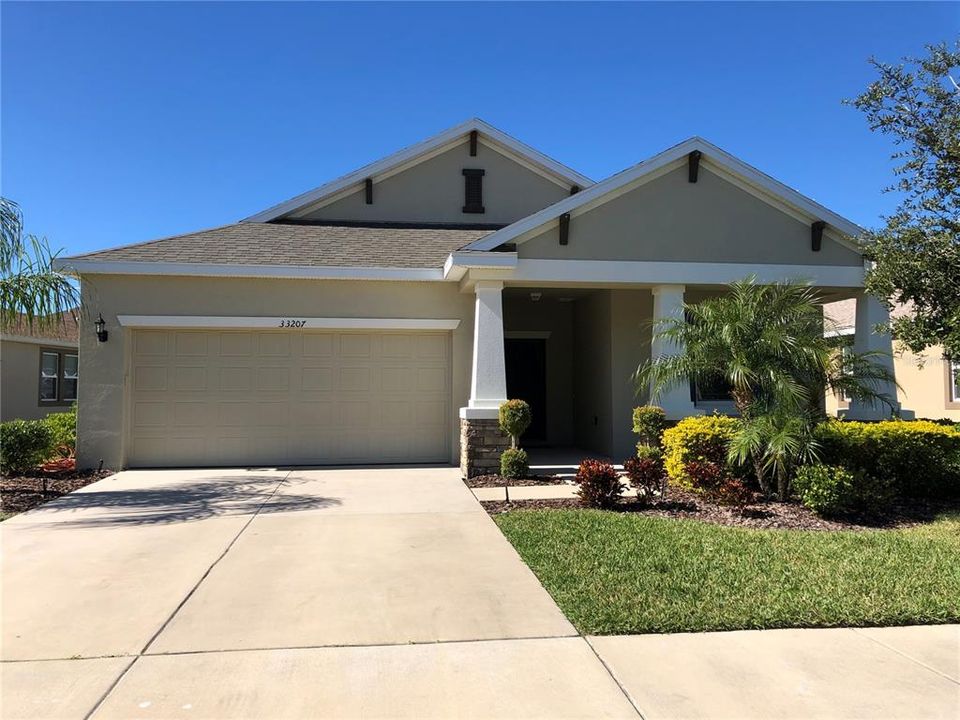 Недавно арендовано: $2,500 (4 спален, 2 ванн, 1857 Квадратных фут)