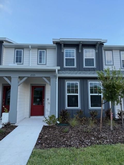 Active With Contract: $2,000 (3 beds, 2 baths, 1683 Square Feet)