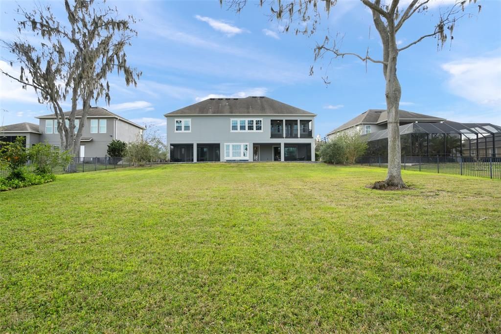 En Venta: $2,099,999 (5 camas, 4 baños, 4498 Pies cuadrados)