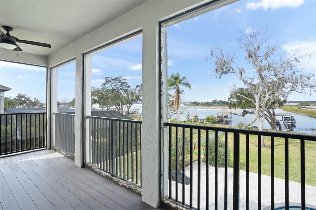 En Venta: $2,099,999 (5 camas, 4 baños, 4498 Pies cuadrados)