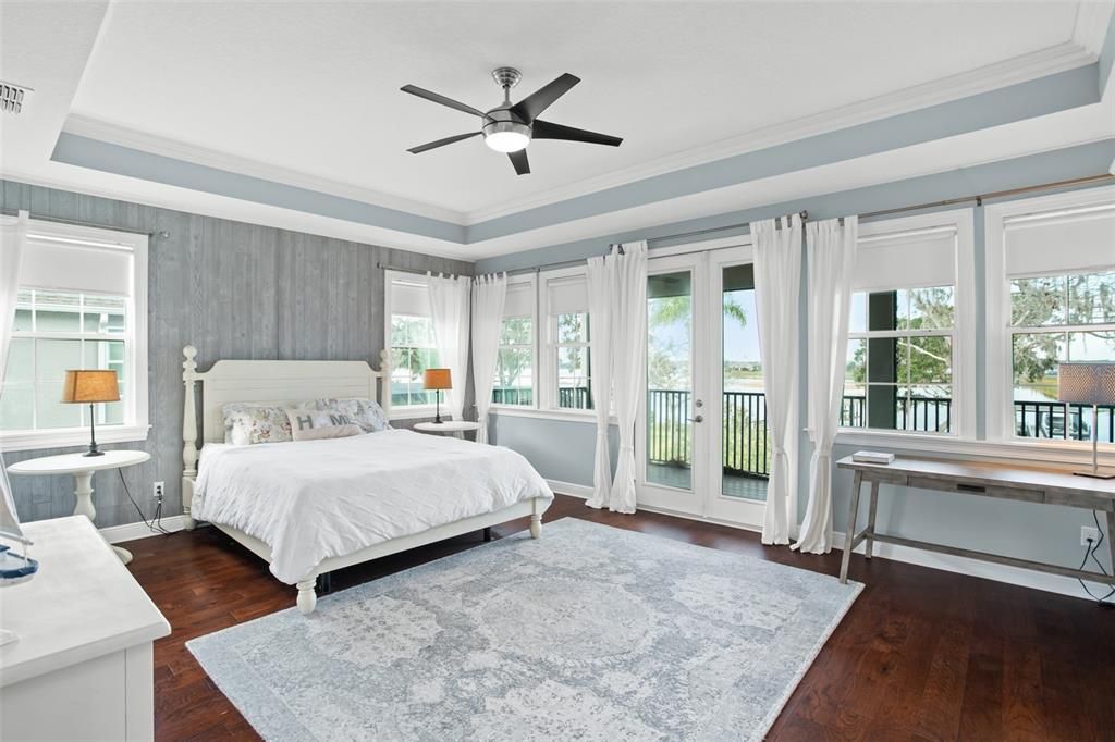 En Venta: $2,099,999 (5 camas, 4 baños, 4498 Pies cuadrados)