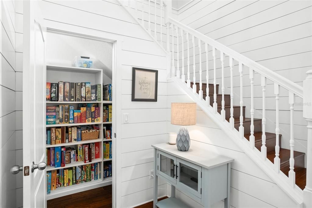 En Venta: $2,099,999 (5 camas, 4 baños, 4498 Pies cuadrados)