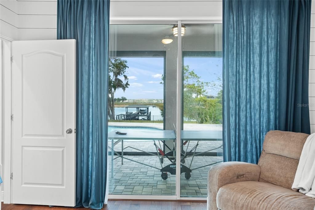 En Venta: $2,099,999 (5 camas, 4 baños, 4498 Pies cuadrados)