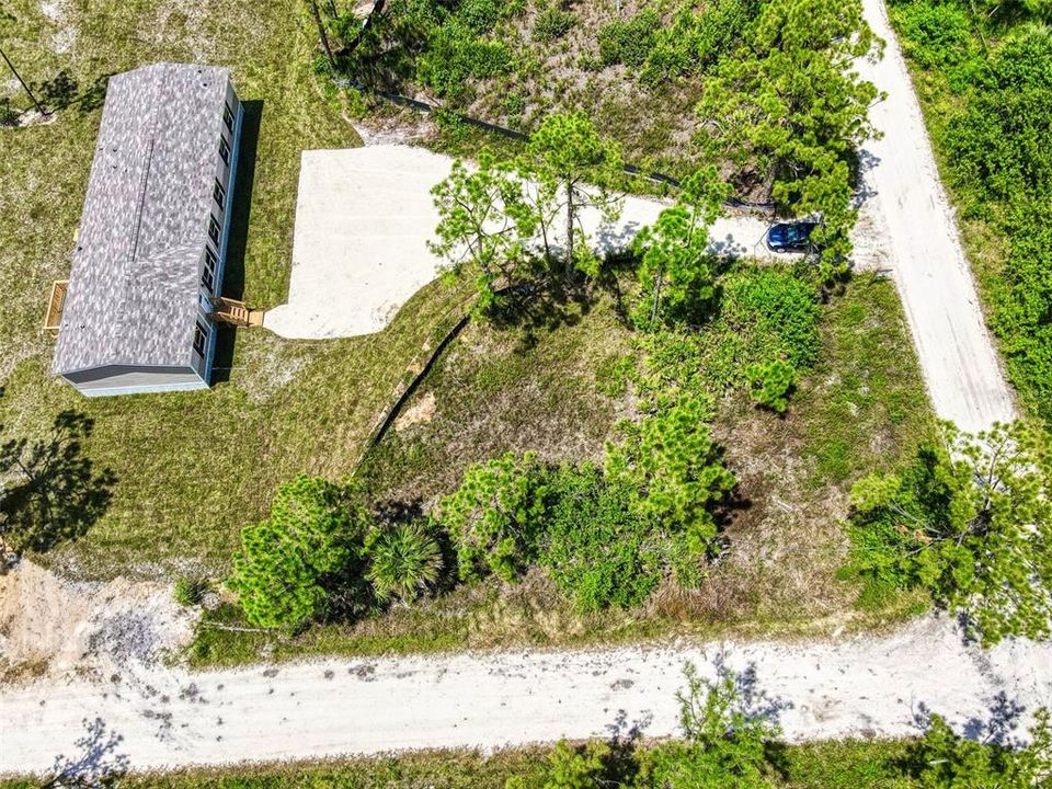 For Sale: $351,000 (5 beds, 3 baths, 2001 Square Feet)