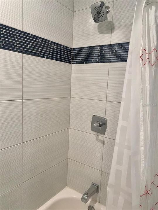 В аренду: $2,700 (3 спален, 2 ванн, 1619 Квадратных фут)