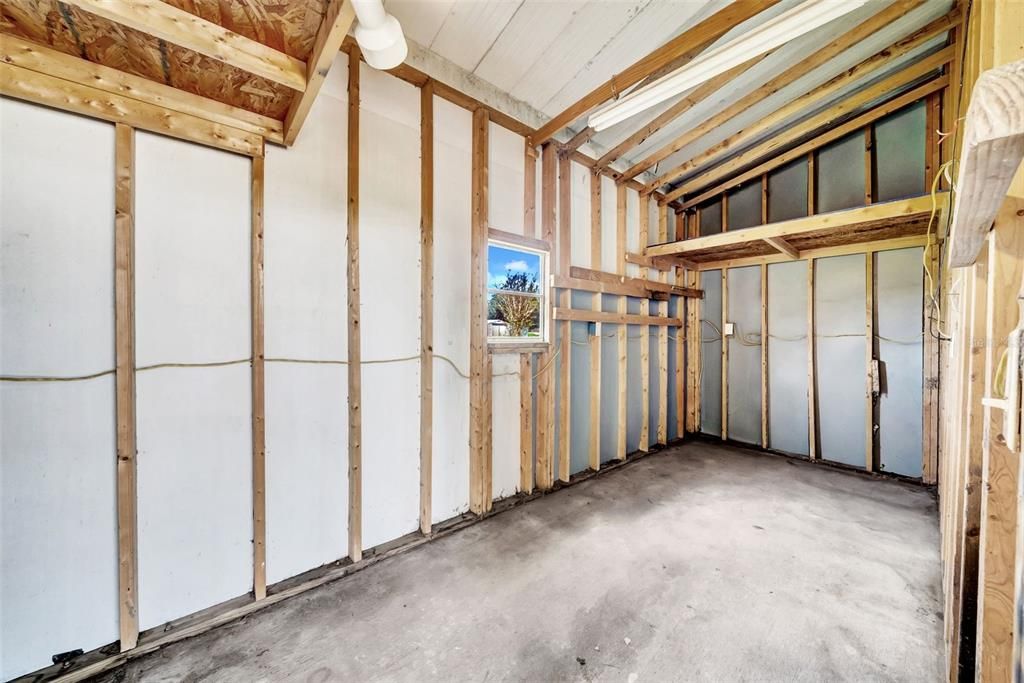 Activo con contrato: $259,900 (3 camas, 2 baños, 1404 Pies cuadrados)