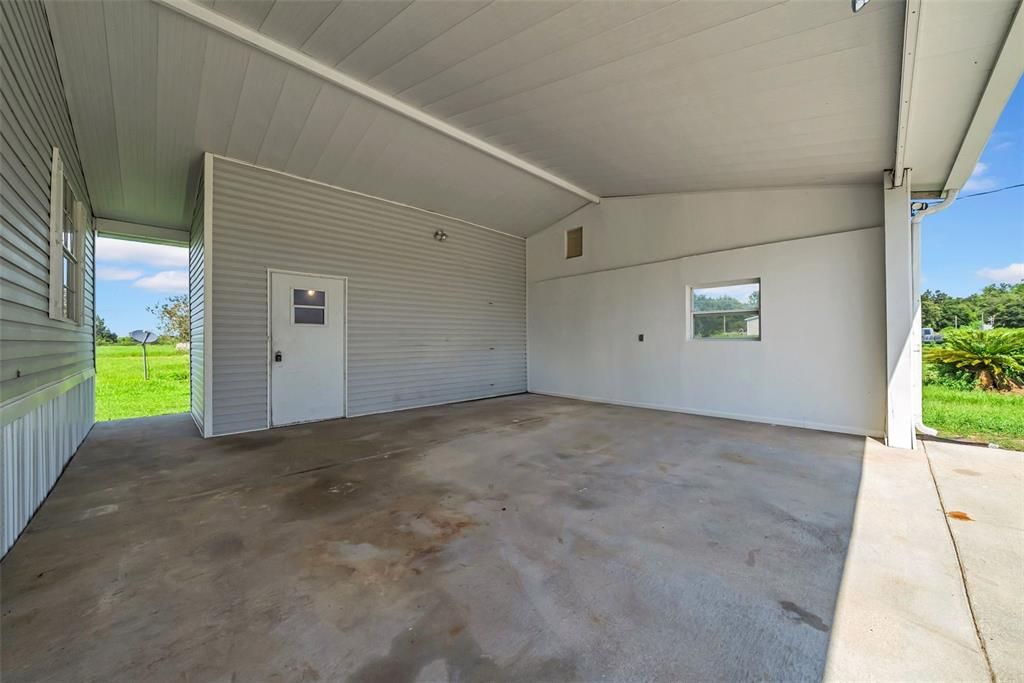 Activo con contrato: $259,900 (3 camas, 2 baños, 1404 Pies cuadrados)