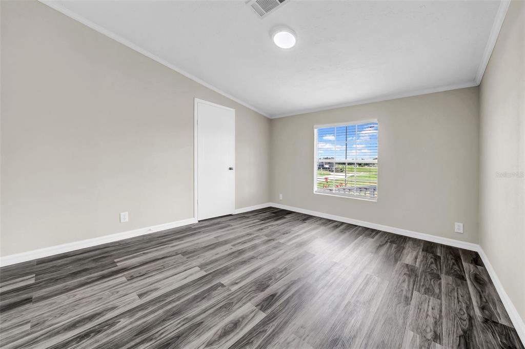 Activo con contrato: $259,900 (3 camas, 2 baños, 1404 Pies cuadrados)