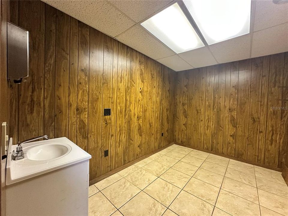 待售: $370,000 (0 贝兹, 0 浴室, 0 平方英尺)