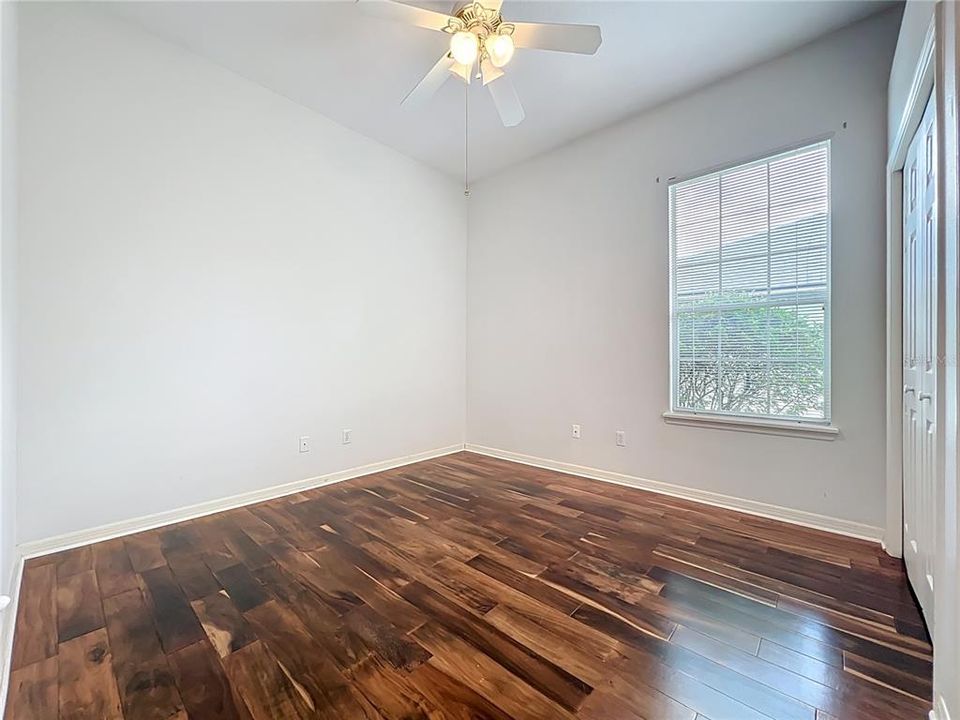 Activo con contrato: $595,000 (4 camas, 3 baños, 2271 Pies cuadrados)