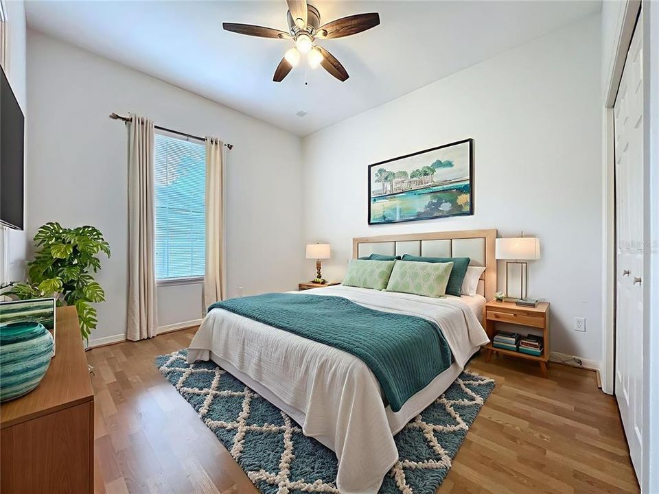 Activo con contrato: $595,000 (4 camas, 3 baños, 2271 Pies cuadrados)