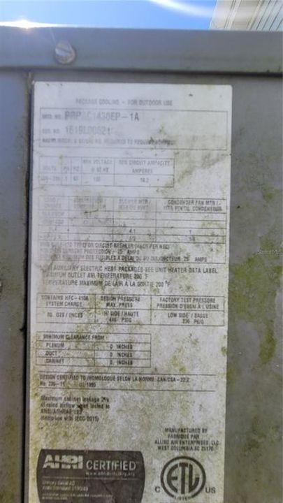 Activo con contrato: $112,500 (2 camas, 2 baños, 1040 Pies cuadrados)