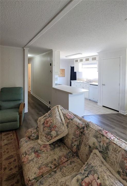 Activo con contrato: $112,500 (2 camas, 2 baños, 1040 Pies cuadrados)