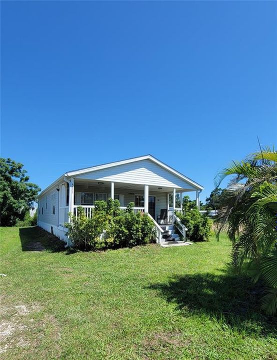 Activo con contrato: $112,500 (2 camas, 2 baños, 1040 Pies cuadrados)