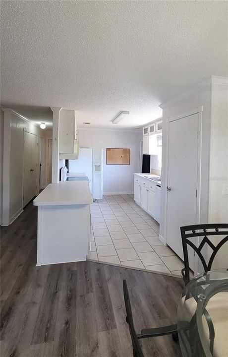 Activo con contrato: $112,500 (2 camas, 2 baños, 1040 Pies cuadrados)